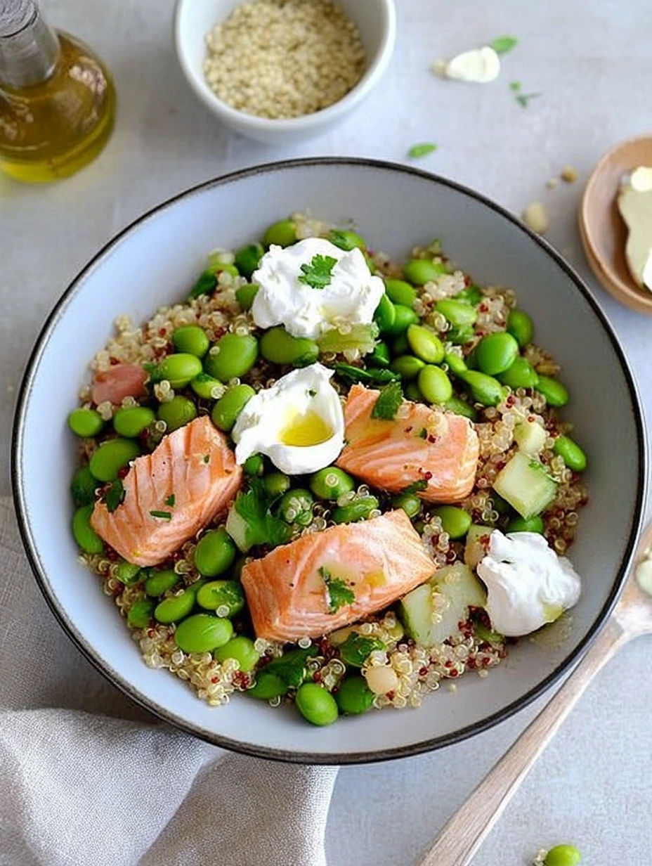 Bol salade au saumon