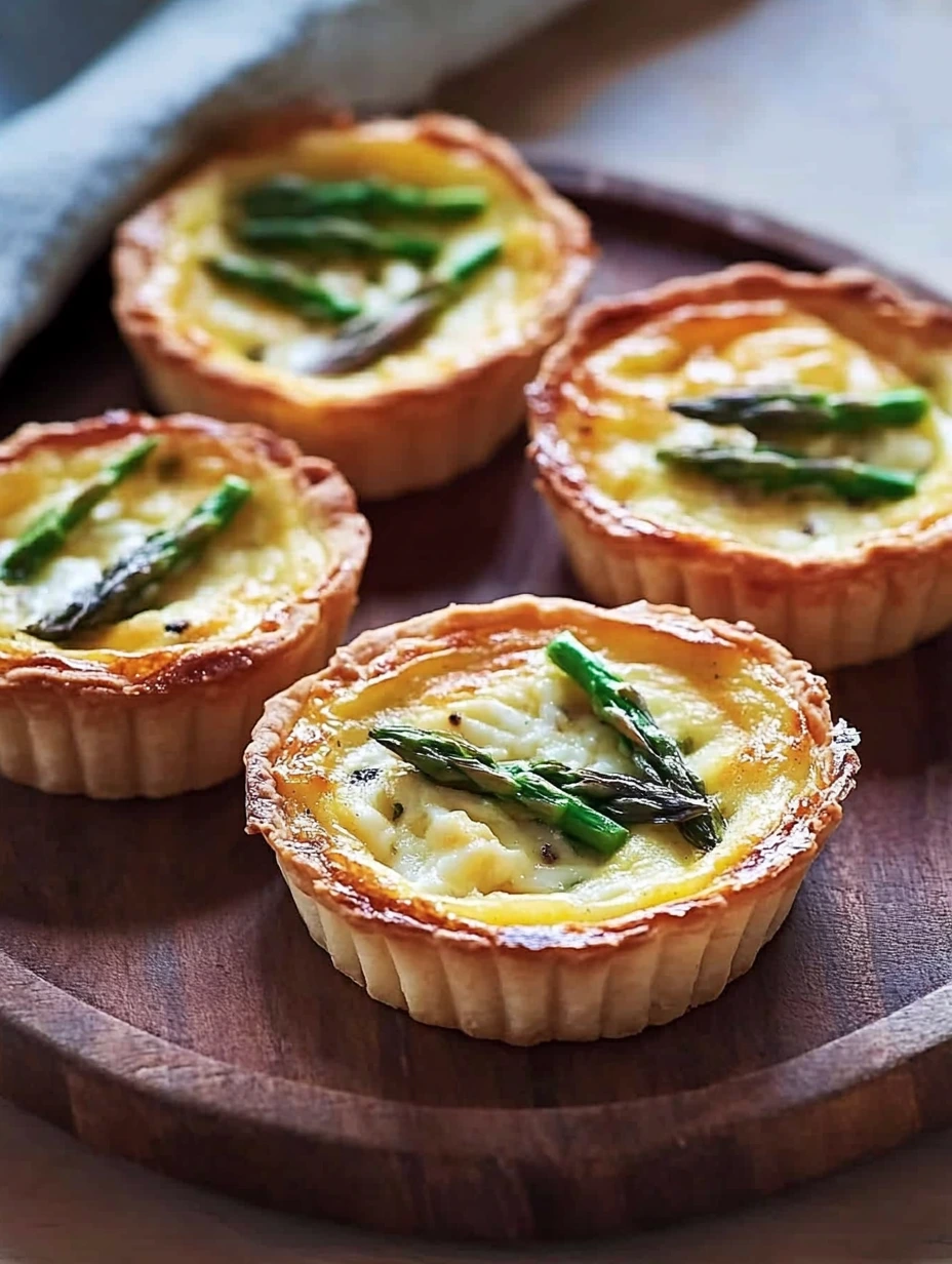 Petites Tartelettes aux Asperges et Chèvre, bouchée savoureuse